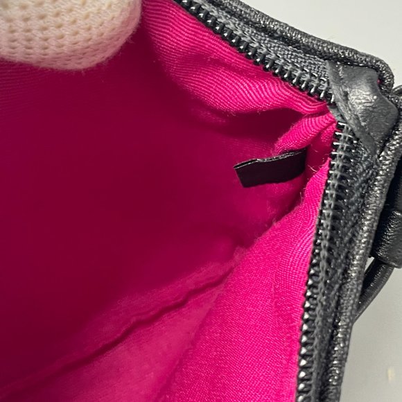 New Coach Black Sparkly Signature Canvas Wristlet - Picture 10 of 10